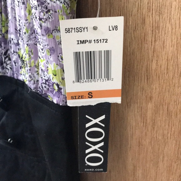 Dress - Picture 4 of 4